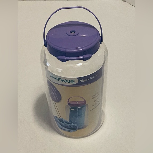 snapware Other Snapware Yarntainer New Poshmark